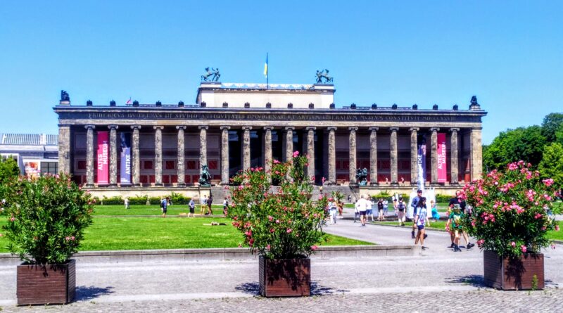 L’Altes Museum affonda. Lavori in vista dal 2030!